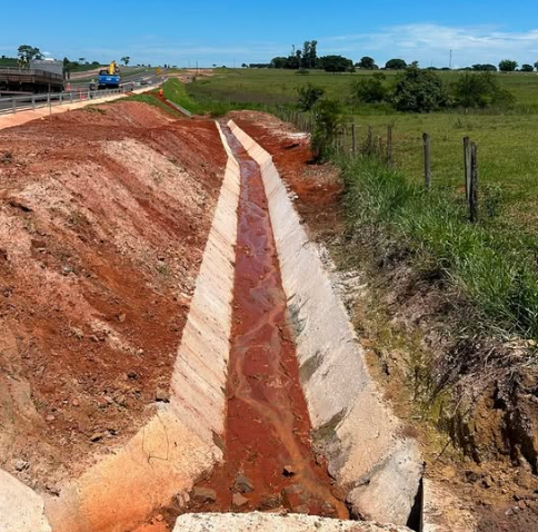 Drenagem e Contenções